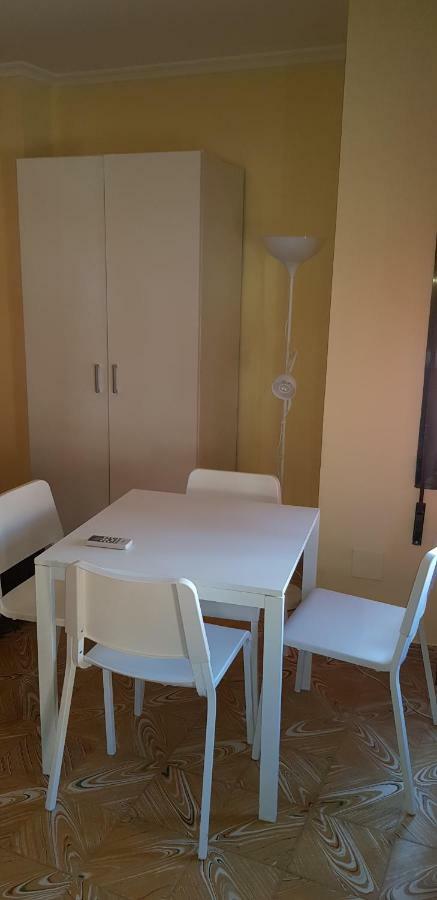 Sleep Turia Apartamentos Casinos Eksteriør billede